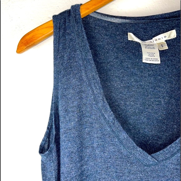 Max Studio Loose Fit V Neck Tank Top Small Navy Blue - Picture 6 of 7